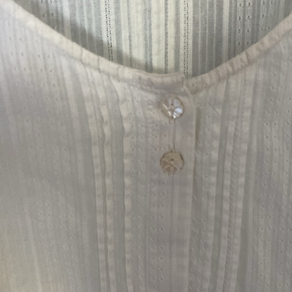 White Striped Button-Up Top - Picture 3 of 4